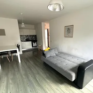Suspenso Madeira Apartamento